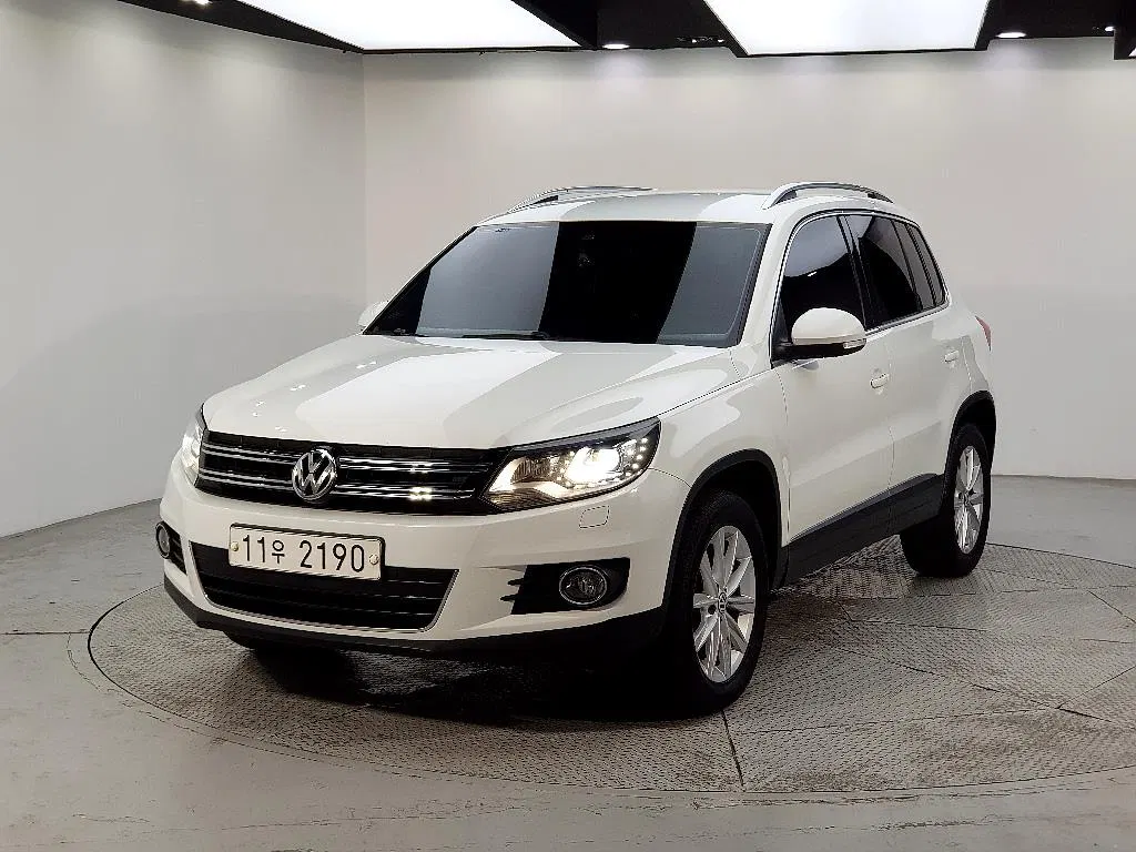 Volkswagen Tiguan 2.0 TDI Comfort 2015 — photo 1 sur 26