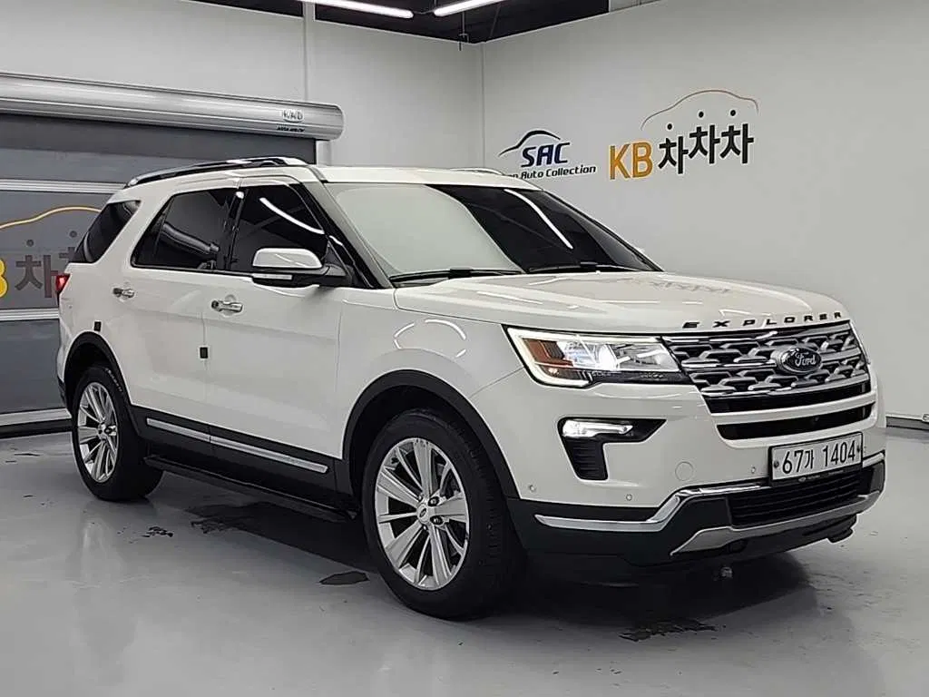 Ford Explorer 2.3 Limited 4WD 2018 — photo 1 sur 24