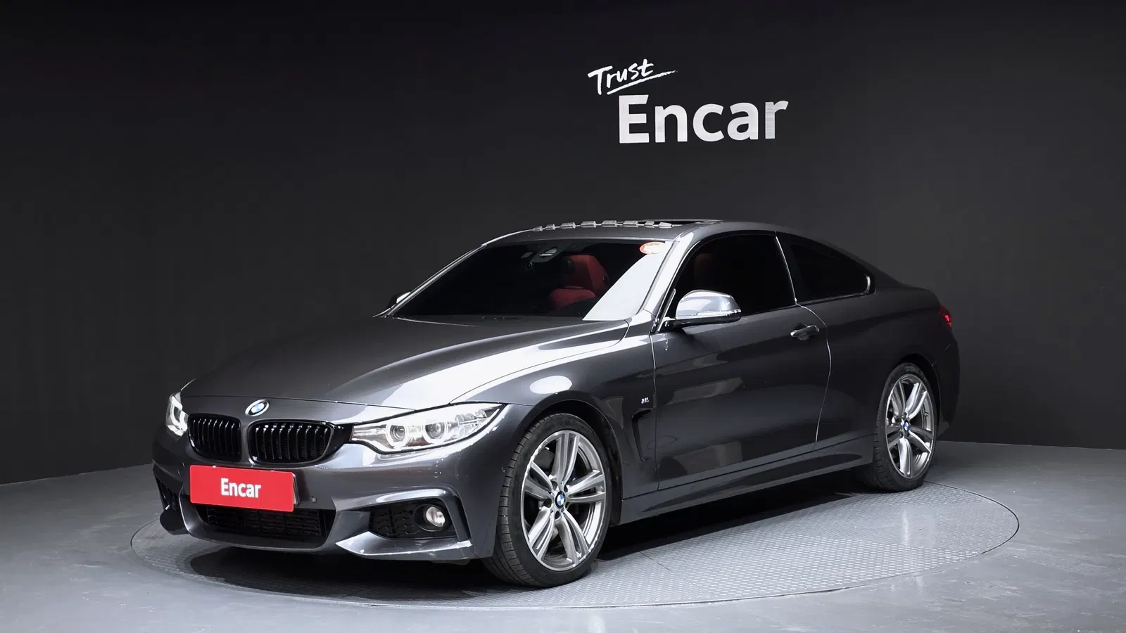BMW Série 4 (F32) 428i M Sport Coupé 2016 — photo 1 sur 26