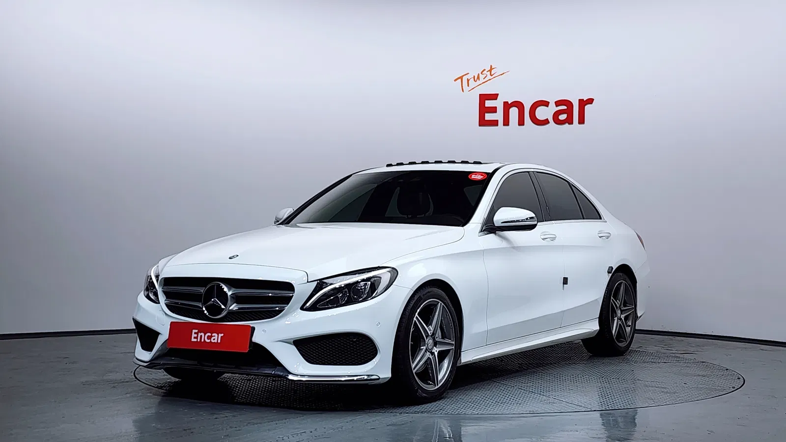 Mercedes-Benz Classe C AMG Line · C200 (W205) 2017 — photo 1 sur 20