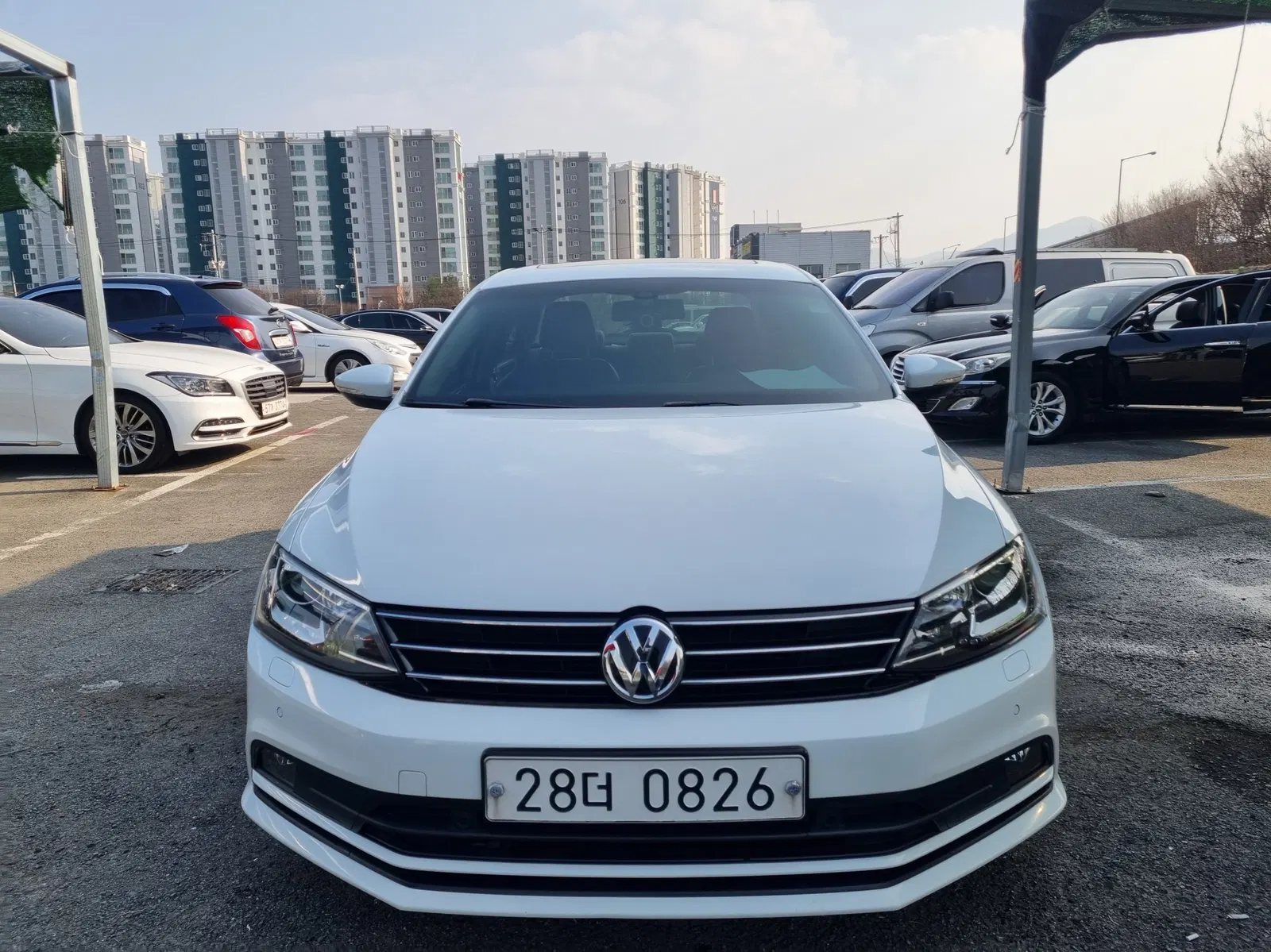 Volkswagen Jetta 2.0 TDI BlueMotion Premium 2016 — photo 1 sur 20