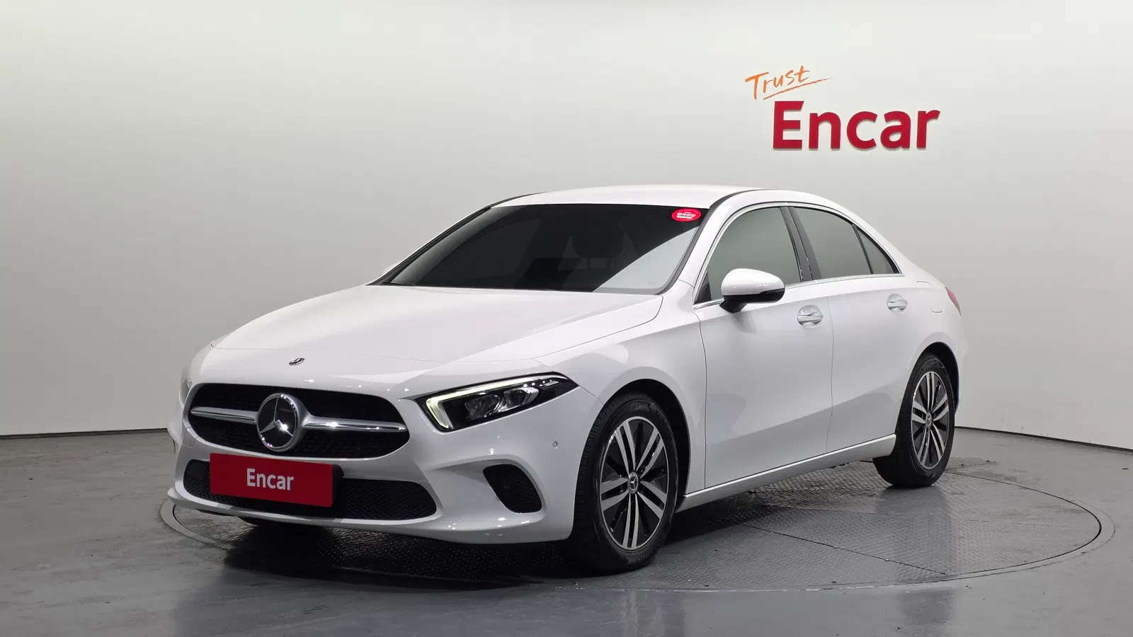 Mercedes-Benz Classe A A220 Berline (W177) 2021 — photo 1 sur 26
