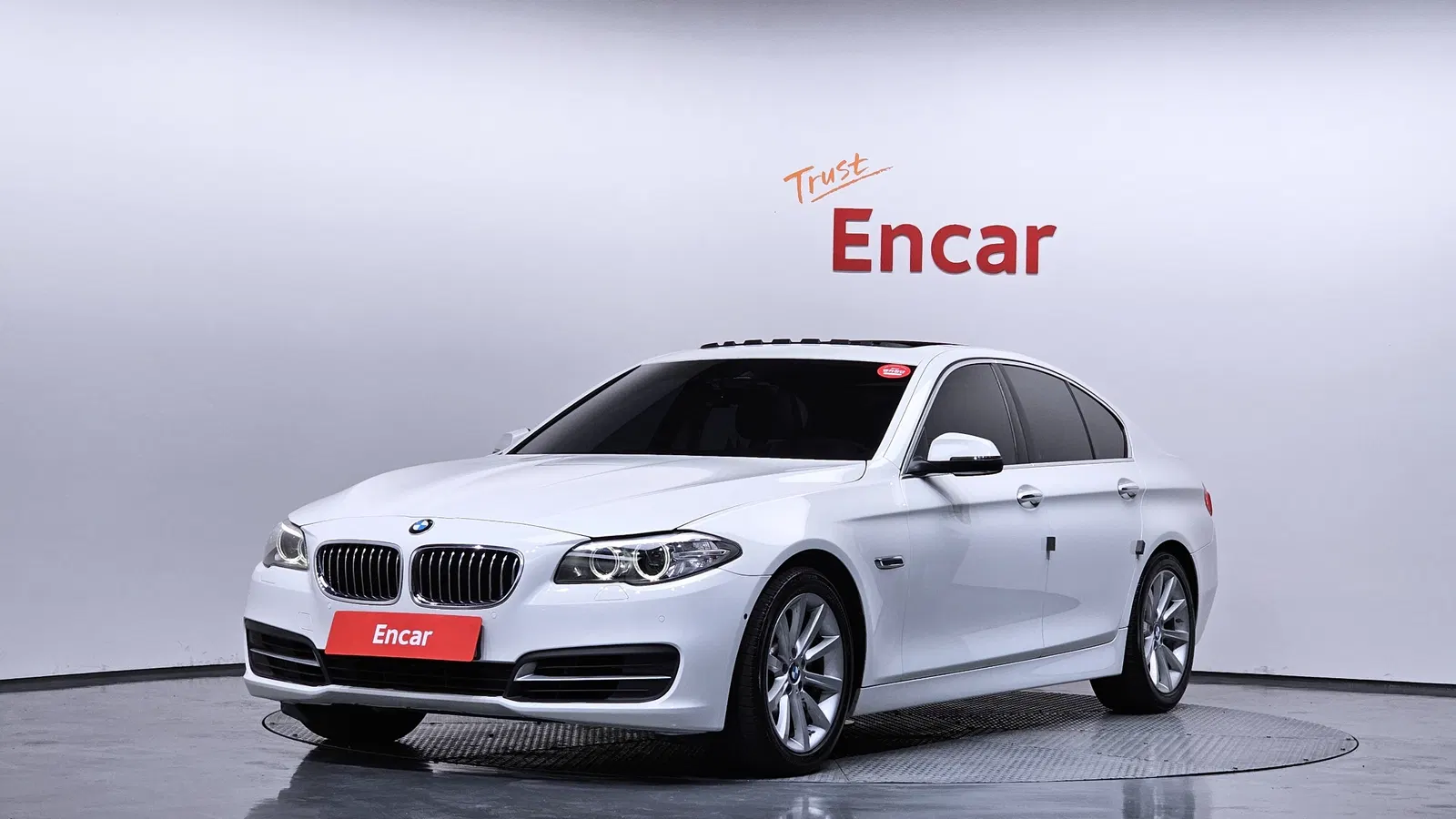 BMW Série 5 (F10) 528i xDrive 2015 — photo 1 sur 20