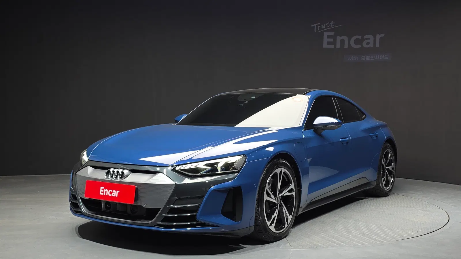 Audi e-tron GT GT Quattro 2022 — photo 1 sur 26