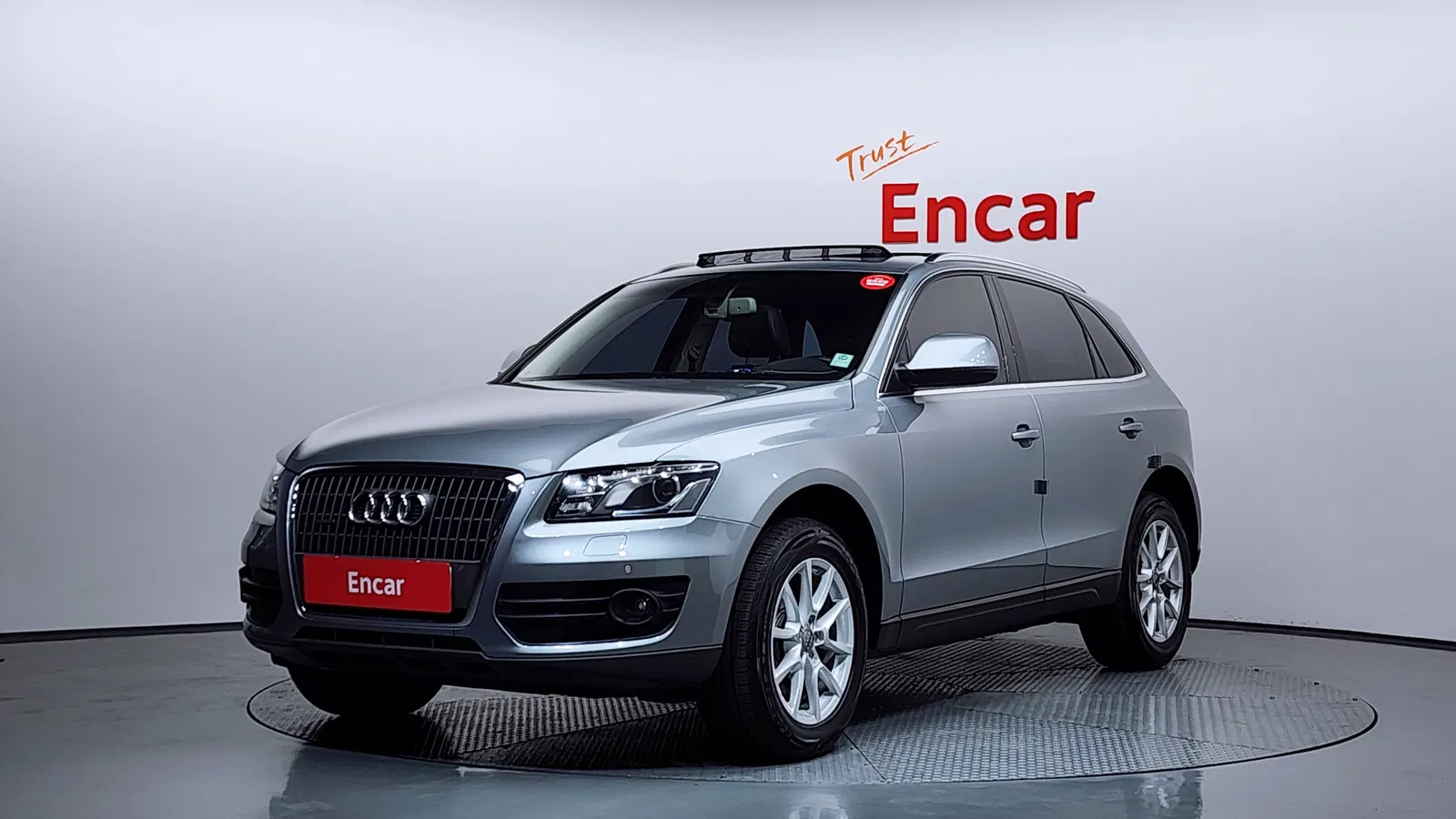Audi Q5 2.0 TDI Quattro 2012 — photo 1 sur 26