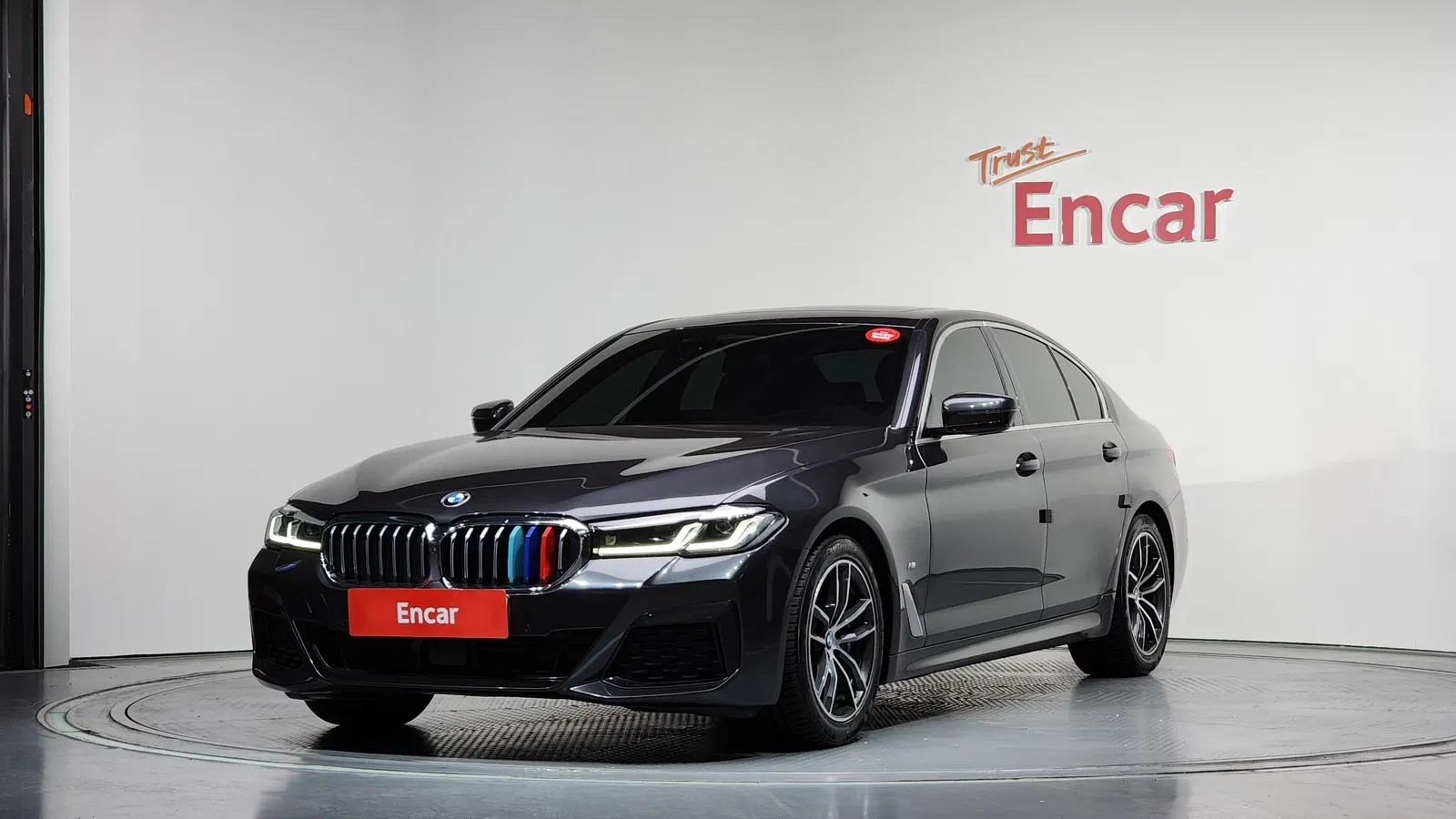 BMW Série 5 (G30) 523d M Sport 2021 — photo 1 sur 20