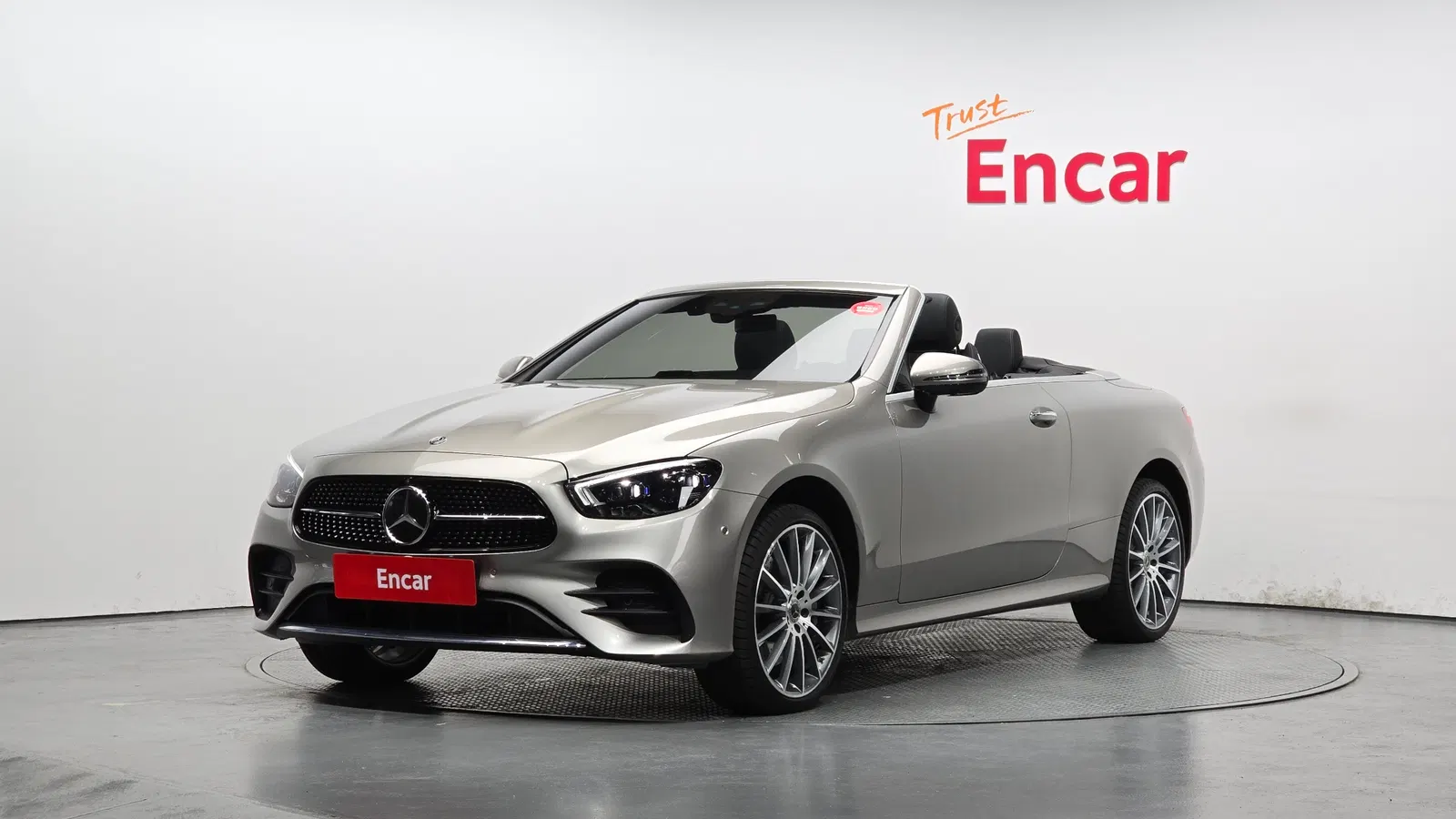 Mercedes-Benz Classe E E450 4MATIC Cabriolet (W213) 2021 — photo 1 sur 20