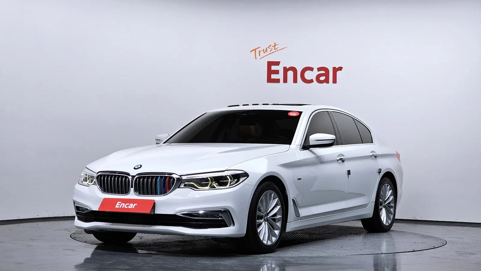 BMW Série 5 (G30) 520d Luxury Special Edition 2018 — photo 1 sur 8