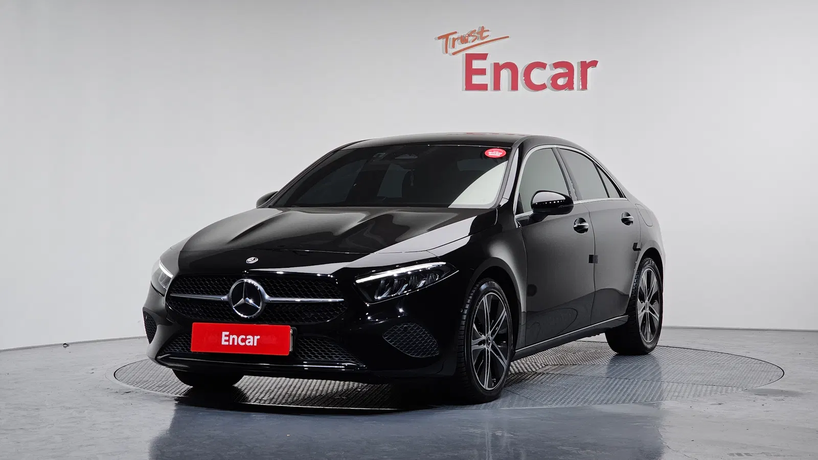 Mercedes-Benz Classe A A220 Berline (W177) 2024 — photo 1 sur 20