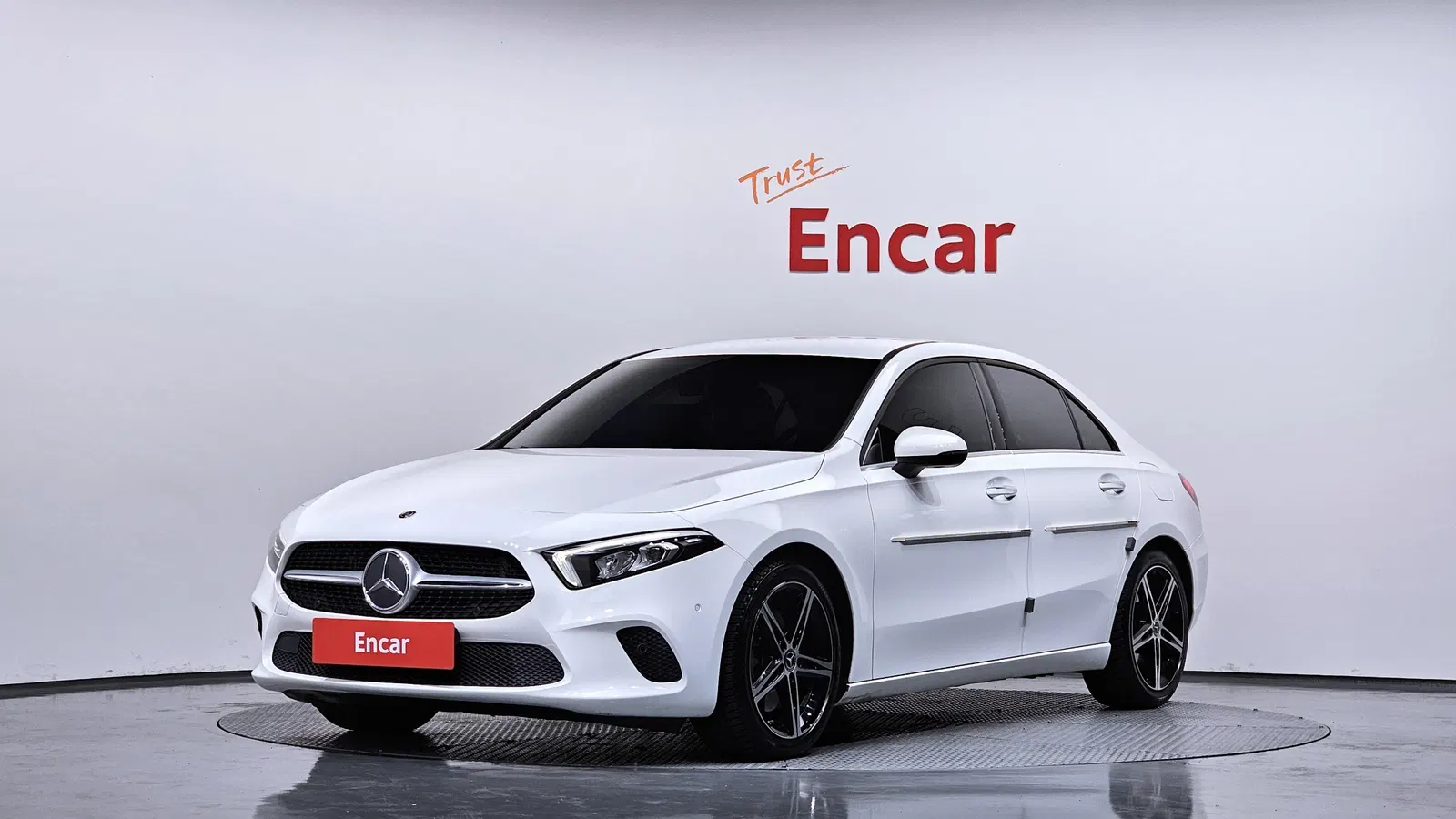 Mercedes-Benz Classe A A250 4MATIC Berline (W177) 2020 — photo 1 sur 20