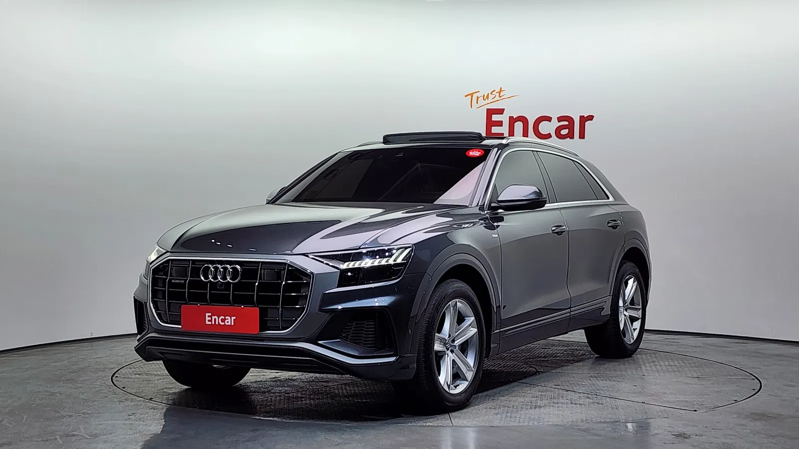 Audi Q8 (4M) 45 TDI Quattro Premium 2020 — photo 1 sur 20
