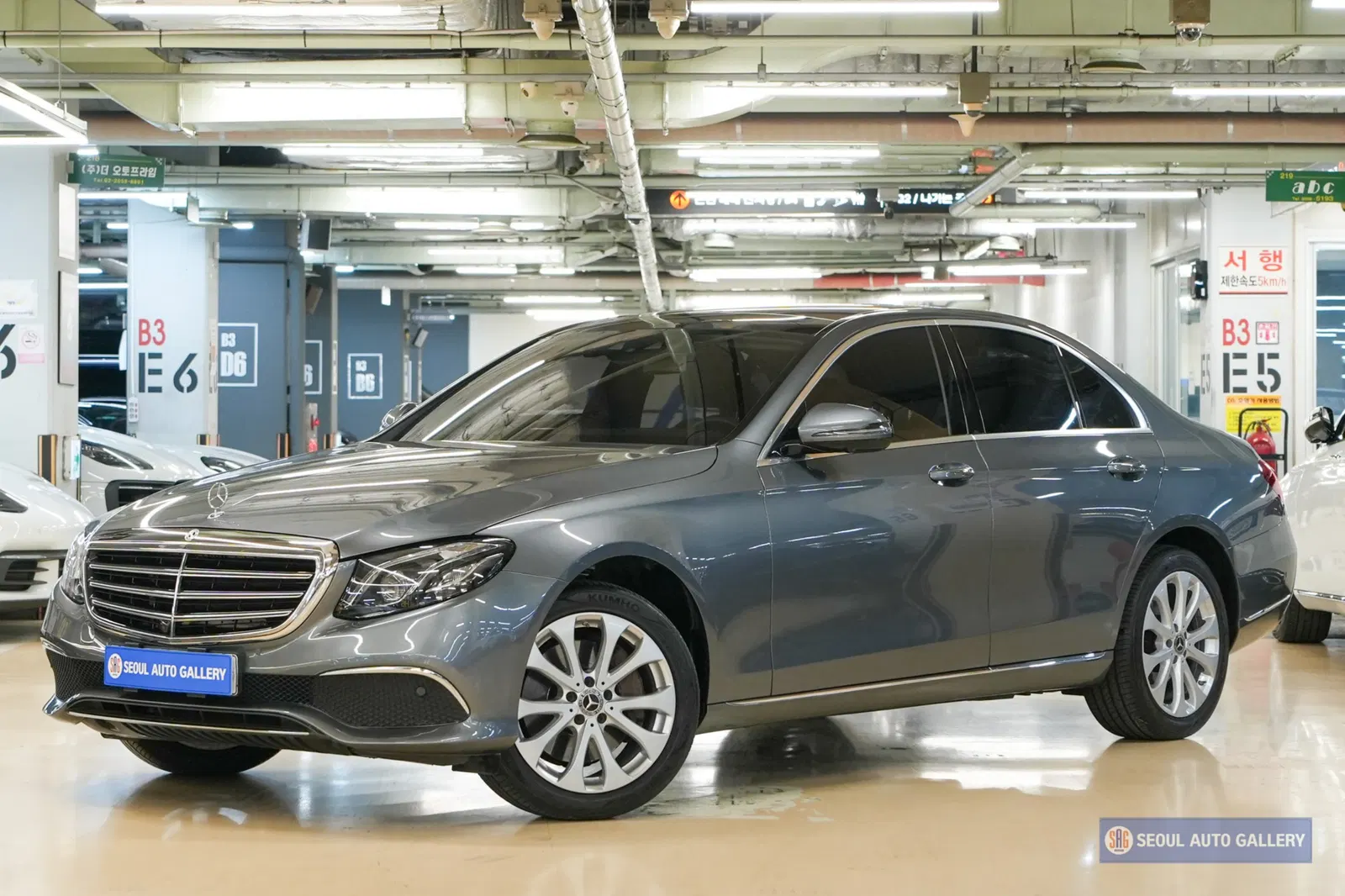 Mercedes-Benz Classe E E300 4MATIC Exclusive (W213) 2019 — photo 1 sur 26