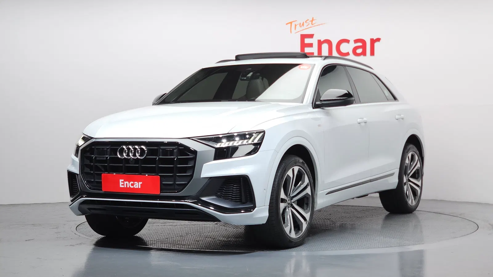 Audi Q8 (4M) 55 TFSI Quattro Premium 2023 — photo 1 sur 20