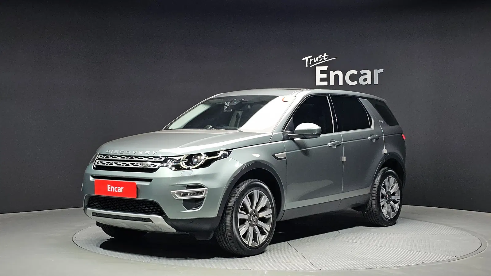 Land Rover Discovery Sport 2.0 TD4 HSE Luxury 2018 — photo 1 sur 20