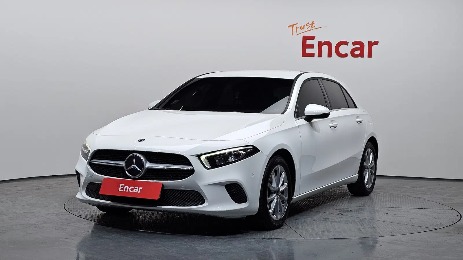 Mercedes-Benz Classe A A220 5 portes (W177) 2019 — photo 1 sur 20