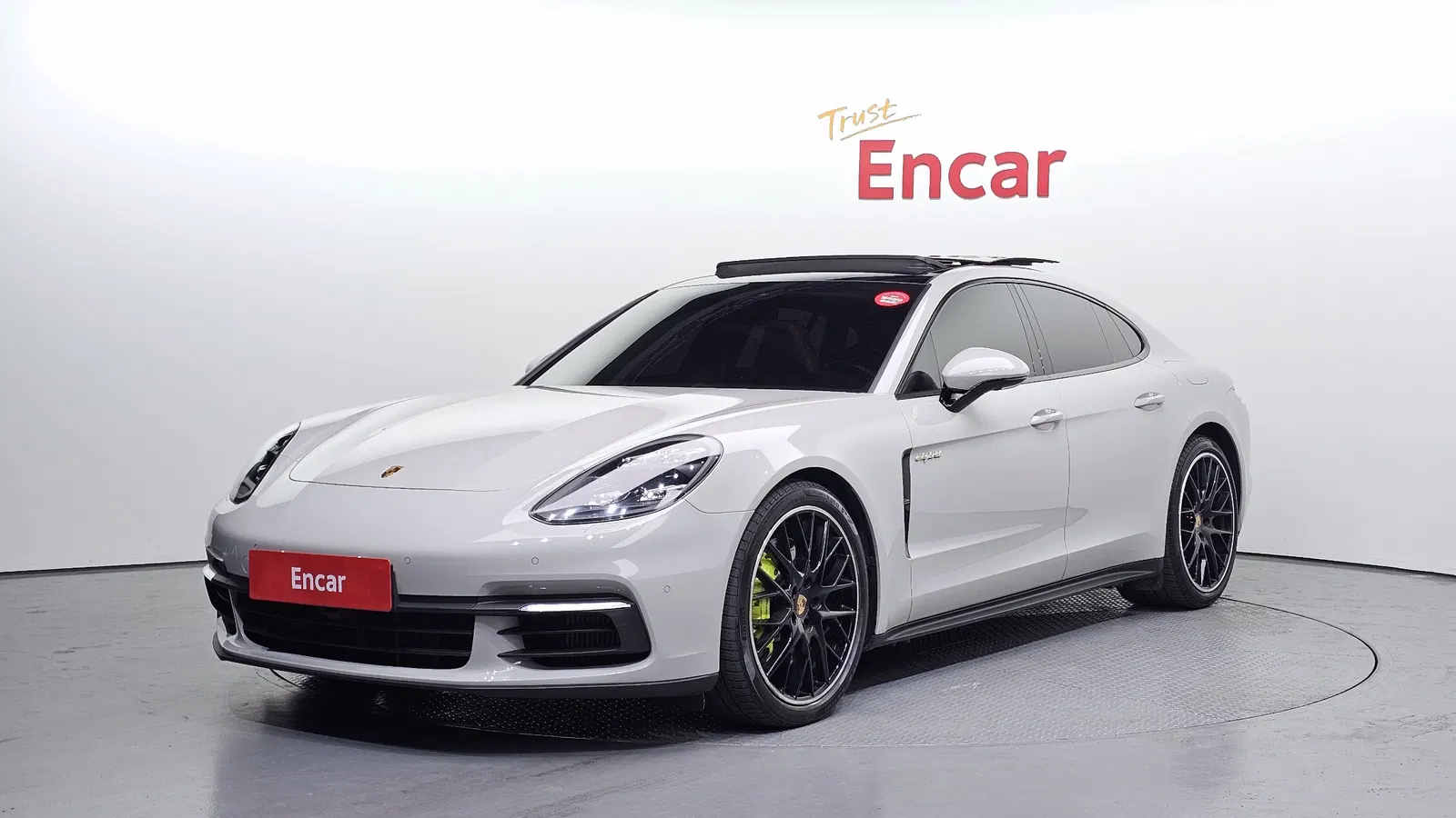 Porsche Panamera (971) 2.9 AWD E-Hybride 2020 — photo 1 sur 20