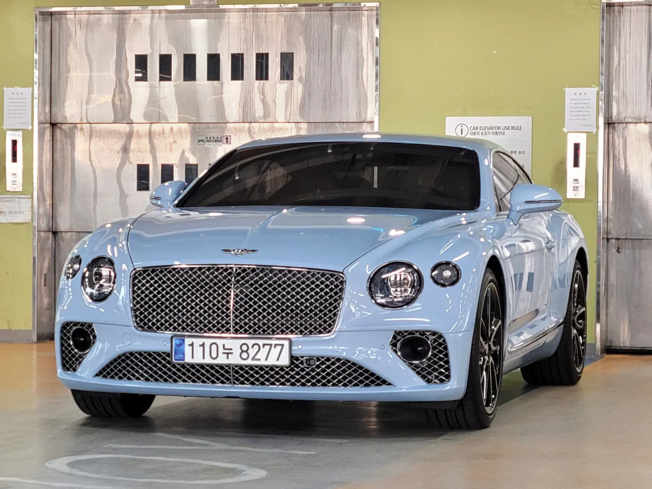 Bentley Continental GT 3e génération 4.0 GT 2021 — photo 1 sur 26