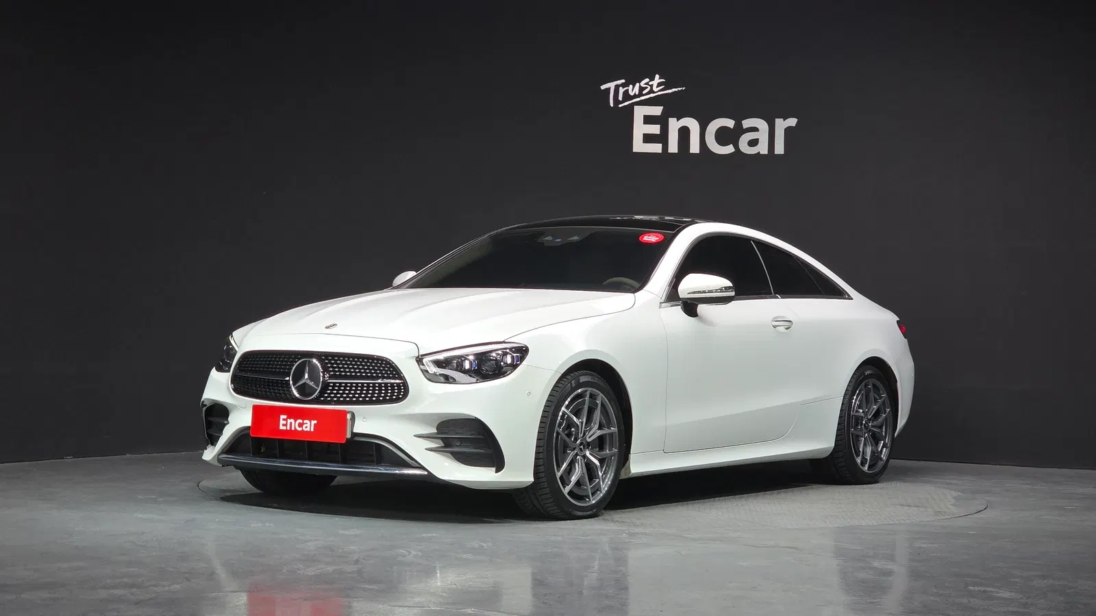 Mercedes-Benz Classe E E300d 4MATIC Coupé (W213) 2022 — photo 1 sur 20