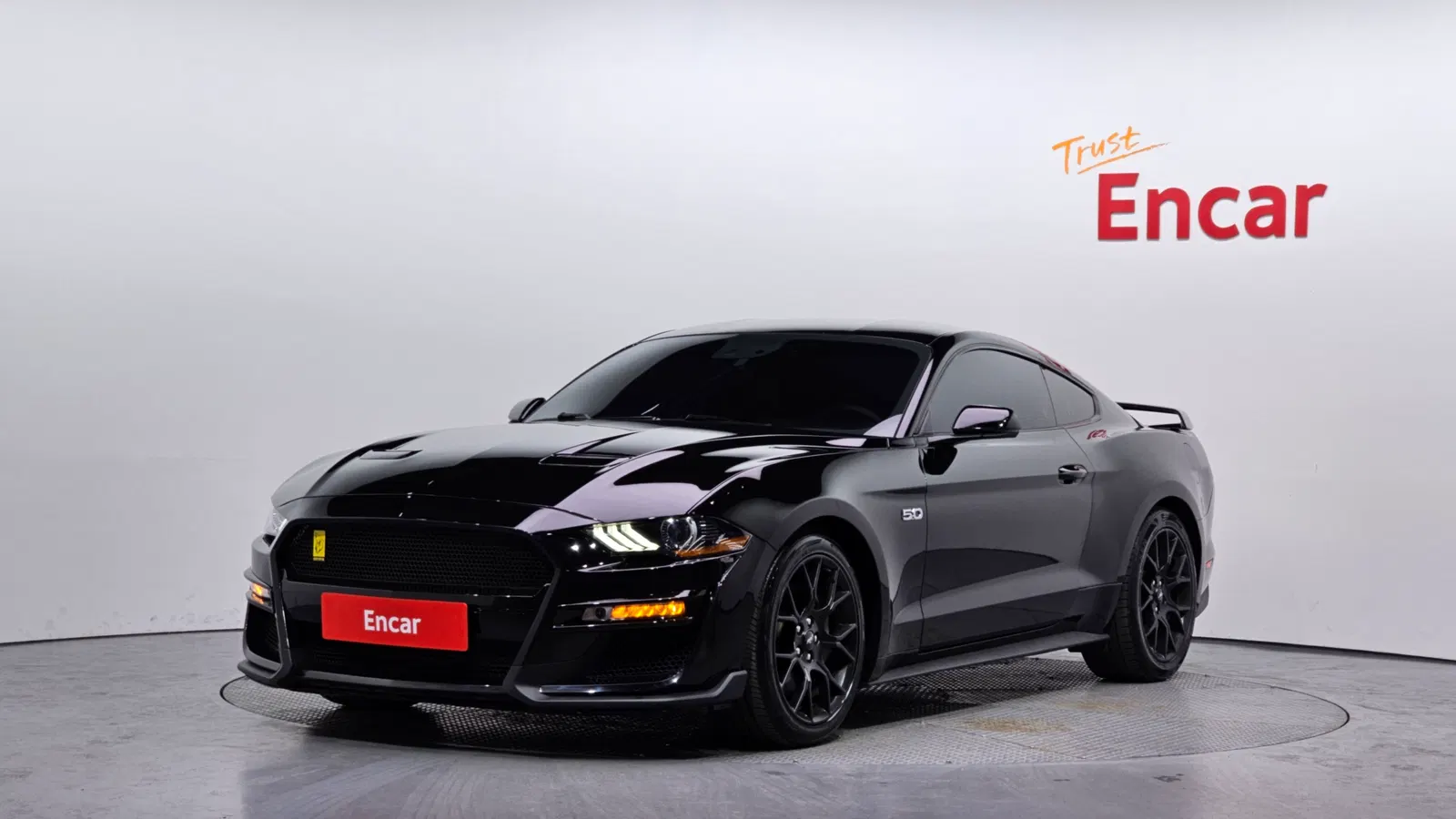 Ford Mustang Coupé 2019 — photo 1 sur 20