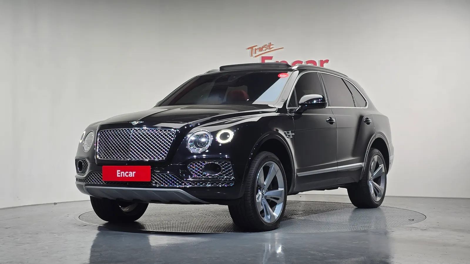 Bentley Bentayga 6.0 W12 2018 — photo 1 sur 20