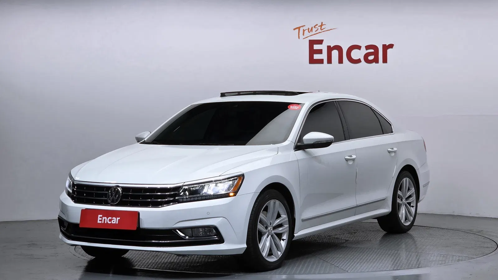 Volkswagen Passat 2.0 TSI 2018 — photo 1 sur 20