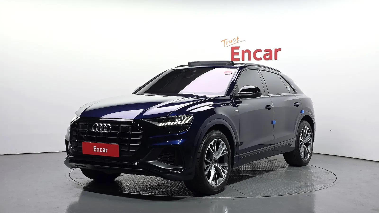 Audi Q8 (4M) 55 TFSI Quattro Premium 2022 — photo 1 sur 20