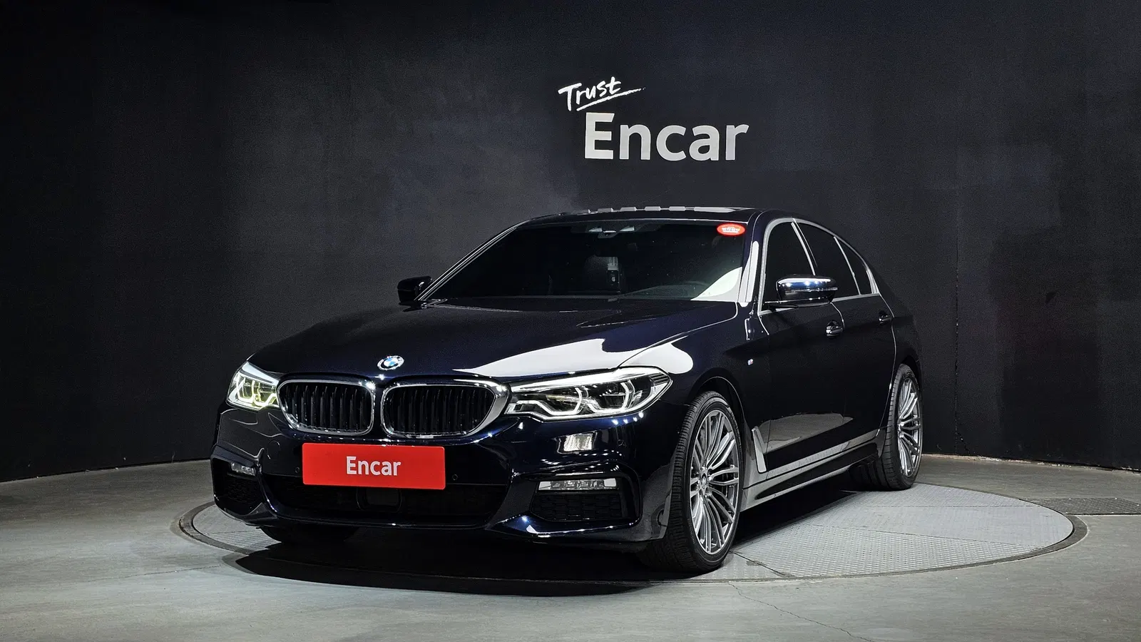 BMW Série 5 (G30) 530i M Sport 2018 — photo 1 sur 20