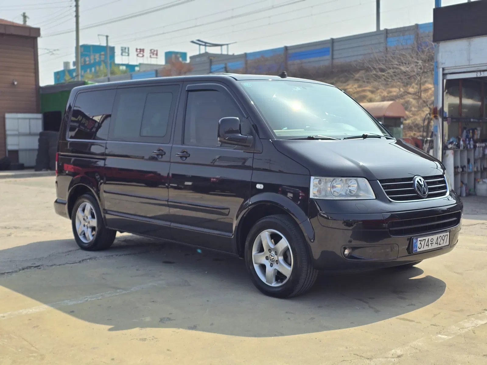 Volkswagen Multivan 2.0 2008 — photo 1 sur 26
