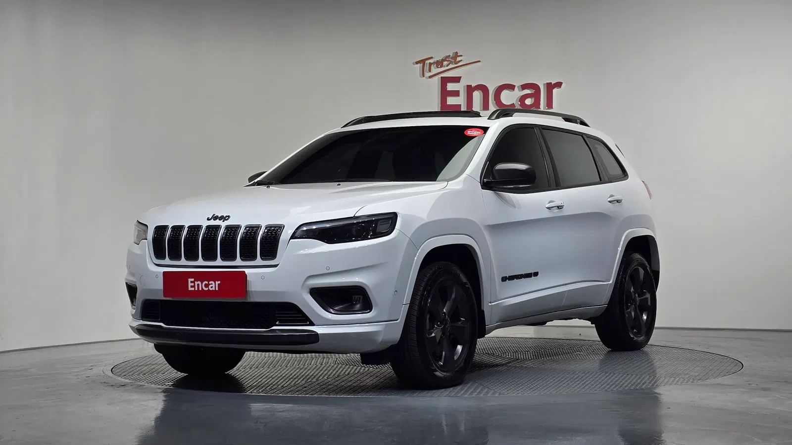 Jeep Cherokee(KL) 2.4 80e anniversaire AWD 2021 — photo 1 sur 20