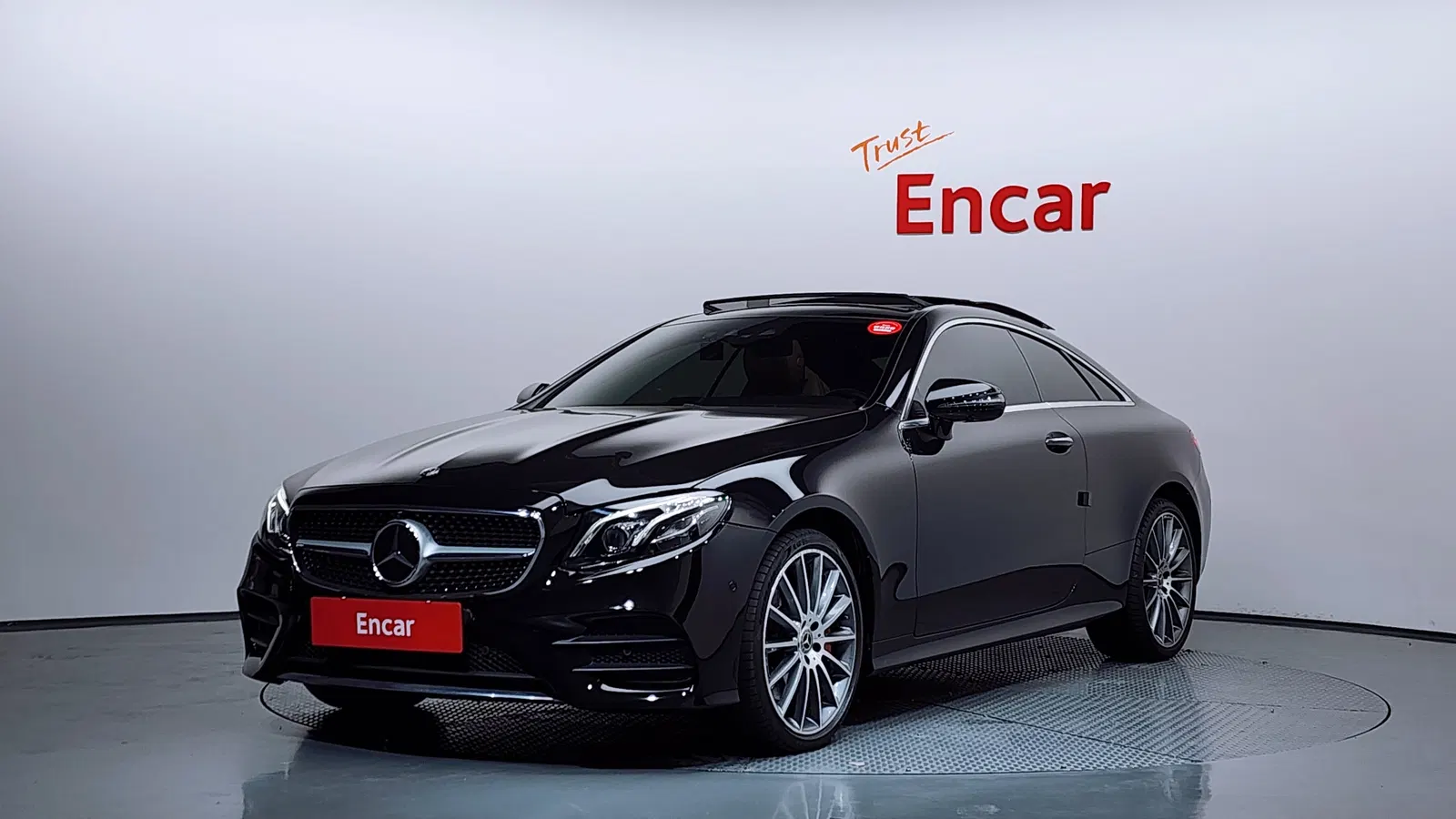 Mercedes-Benz Classe E E450 4MATIC Coupé (W213) 2019 — photo 1 sur 20