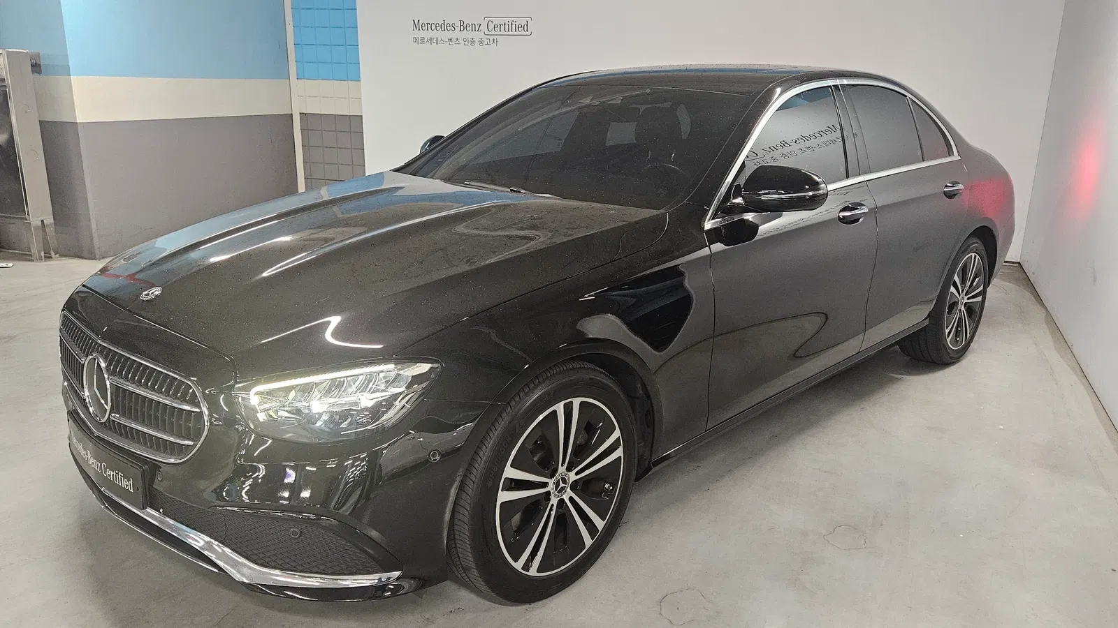 Mercedes-Benz Classe E E250 Avantgarde (W213) 2021 — photo 1 sur 26