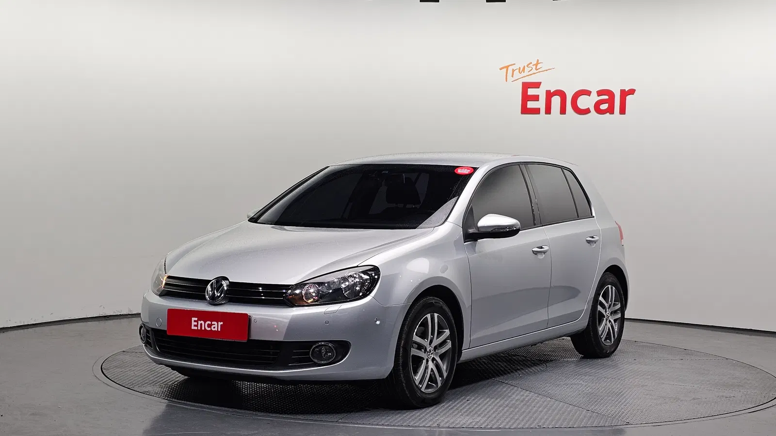 Volkswagen Golf 6e génération 1.6 TDI BlueMotion 2012 — photo 1 sur 20