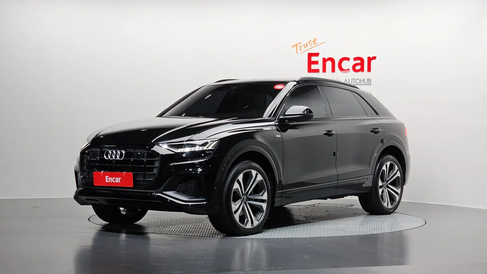 Audi Q8 (4M) 55 TFSI Quattro Premium 2023 — photo 1 sur 20