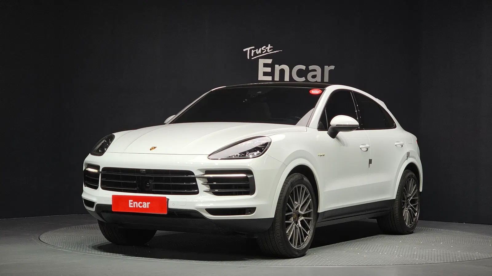 Porsche Cayenne (PO536) 3.0 E-Hybride Coupé 2021 — photo 1 sur 20