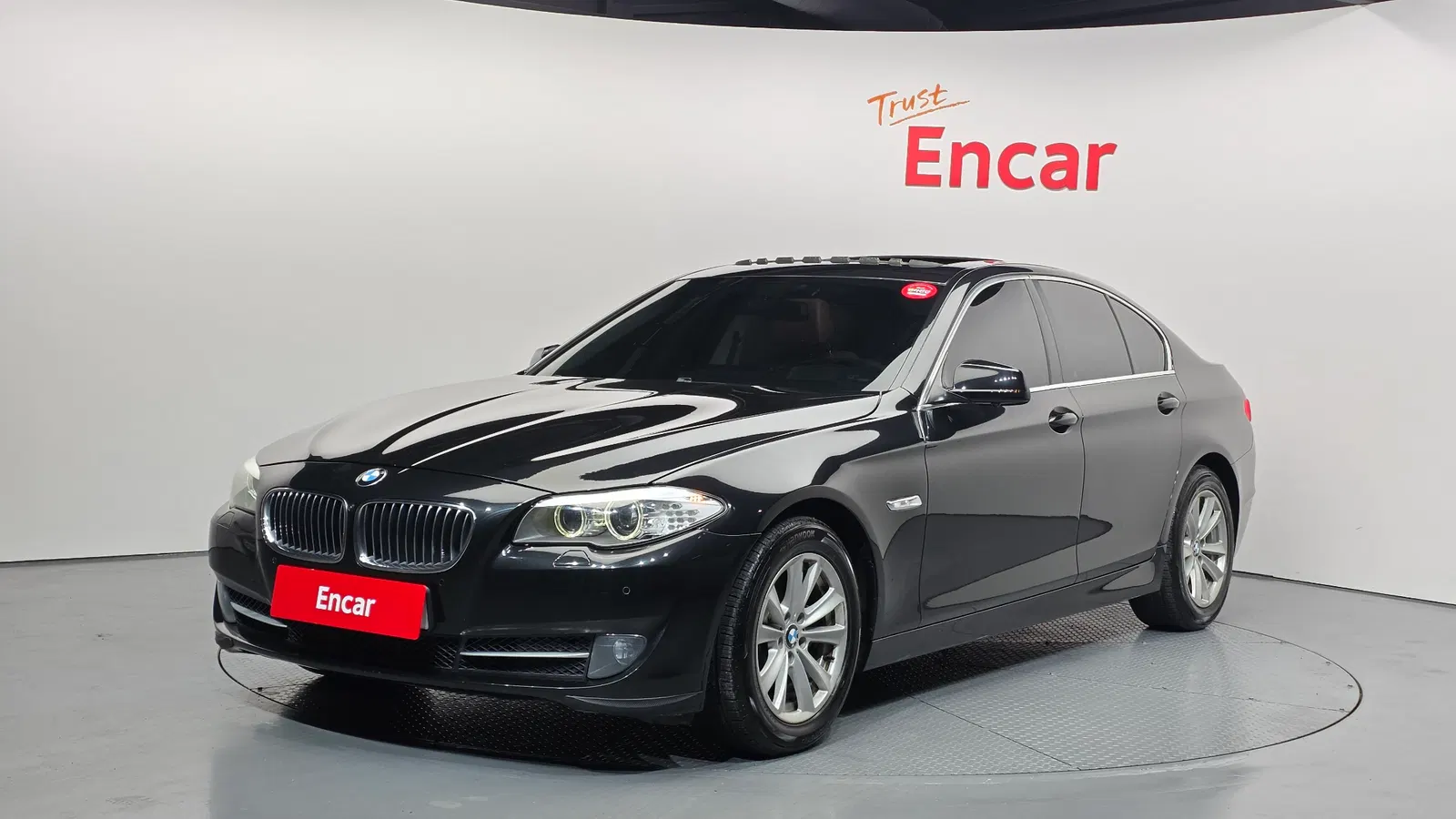 BMW Série 5 (F10) 520d 2012 — photo 1 sur 8