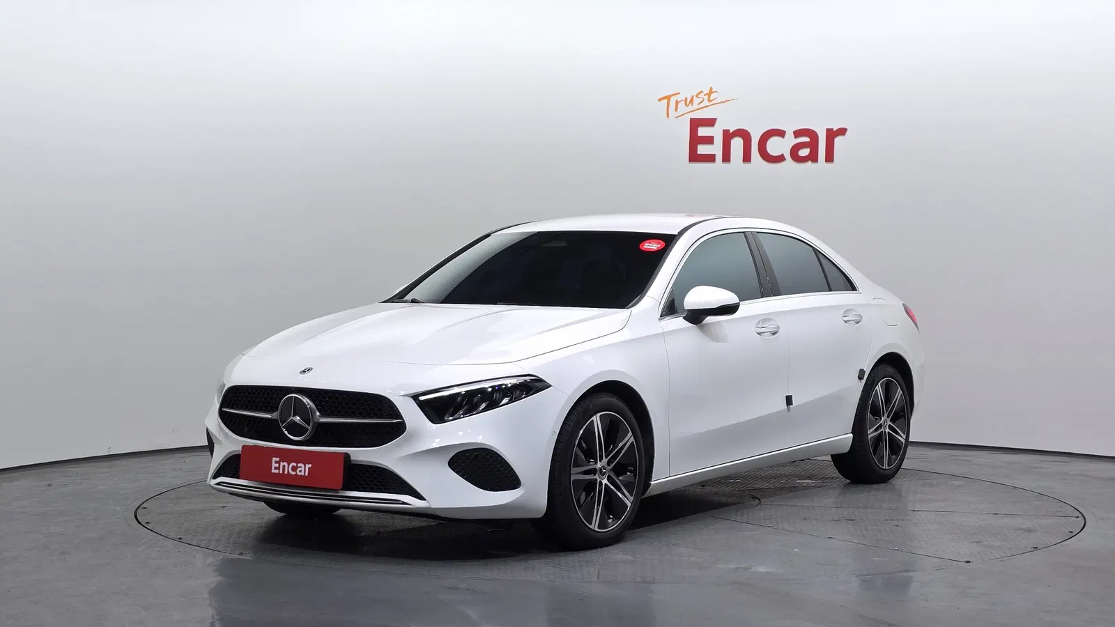 Mercedes-Benz Classe A A220 Berline (W177) 2024 — photo 1 sur 20