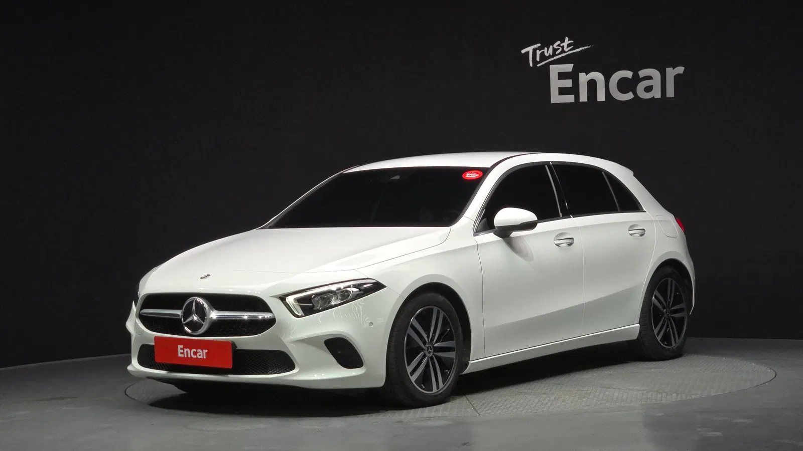 Mercedes-Benz Classe A A220 5 portes (W177) 2023 — photo 1 sur 20