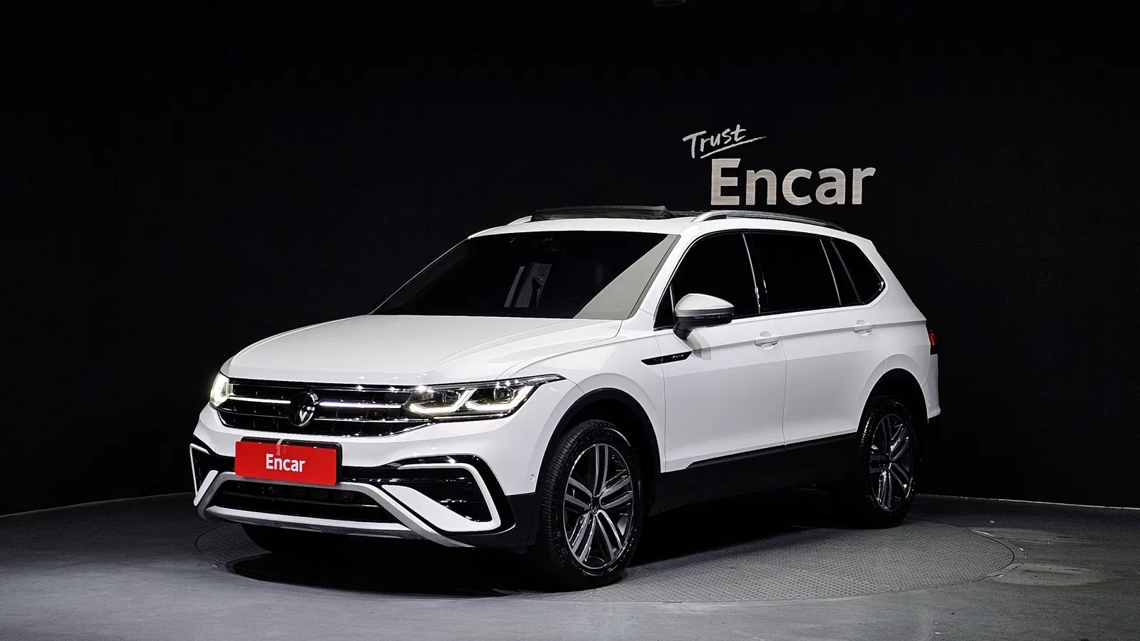 Volkswagen Tiguan Allspace 2.0 TSI Prestige 2023 — photo 1 sur 20