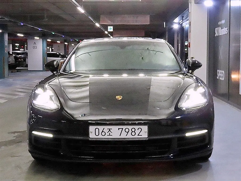 Porsche Panamera (971) 3.0 AWD 2019 — photo 1 sur 26