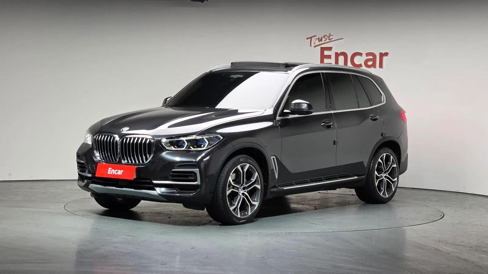BMW X5 (G05) xDrive 40i xLine 2022 — photo 1 sur 8