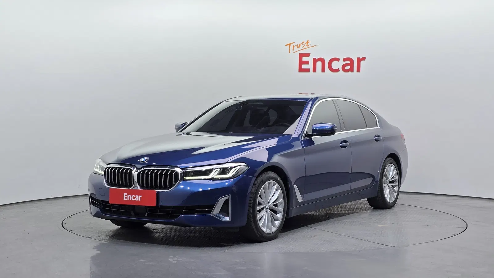 BMW Série 5 (G30) 523d xDrive Luxury 2021 — photo 1 sur 20