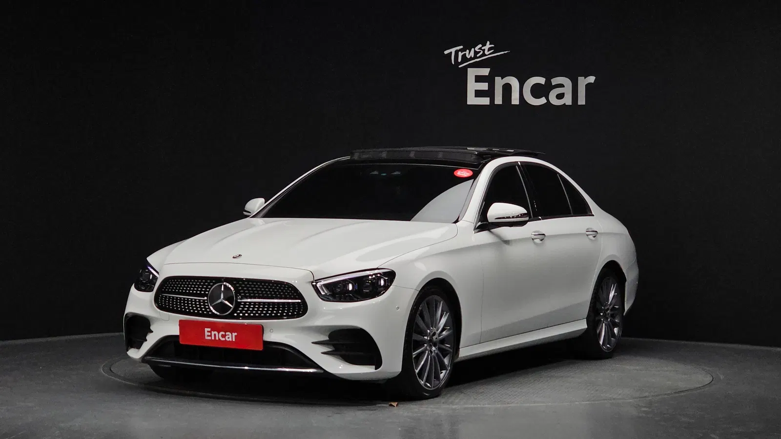 Mercedes-Benz Classe E AMG Line · E350 4MATIC (W213) 2022 — photo 1 sur 26