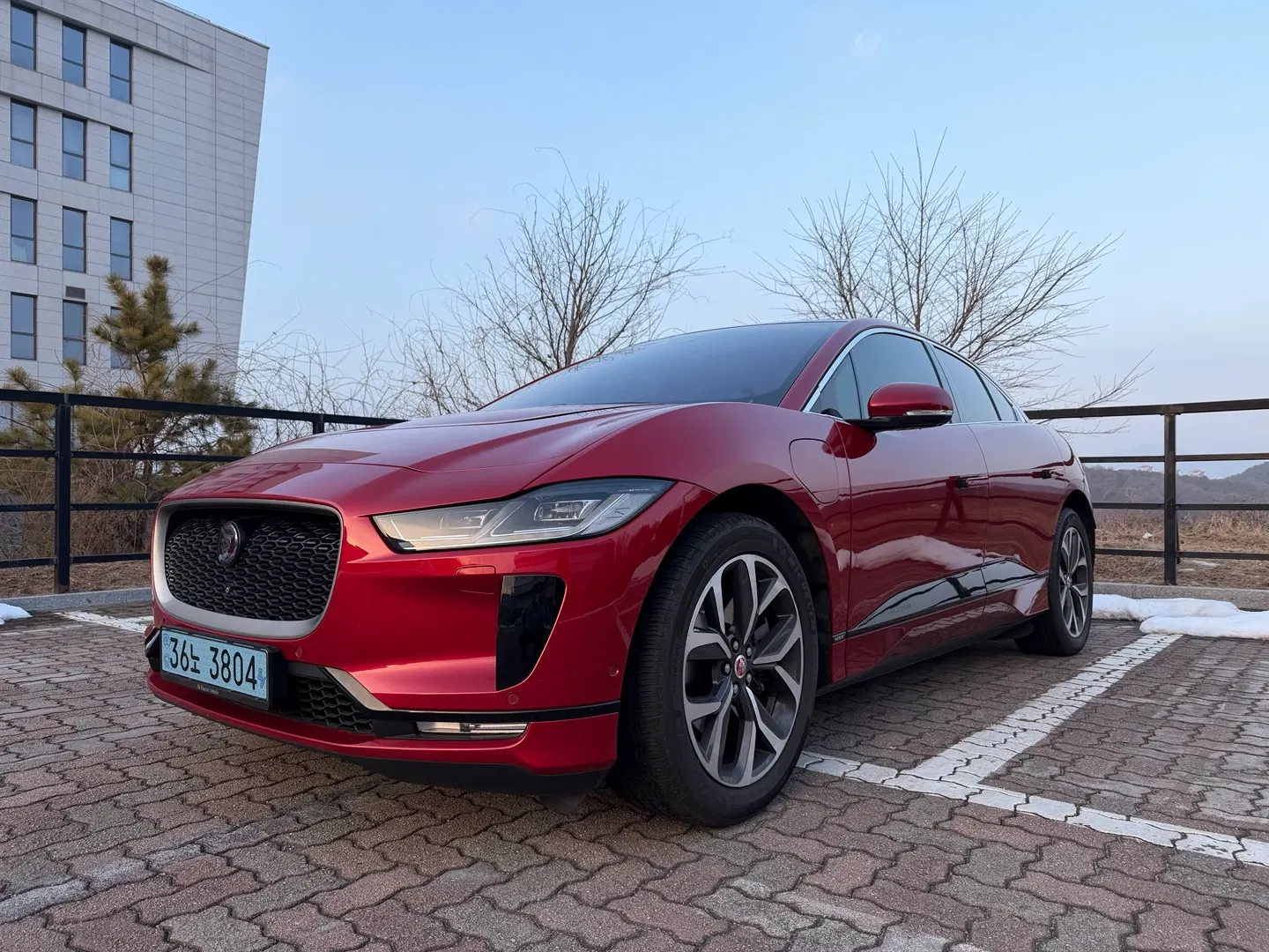 Jaguar I-PACE EV400 HSE 2019 — photo 1 sur 10