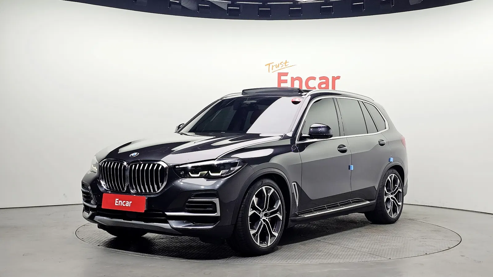 BMW X5 (G05) xDrive 30d xLine 2022 — photo 1 sur 8