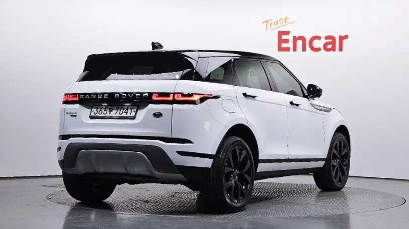 Land Rover Range Rover Evoque 2e génération D180 Launch Edition 2020 — photo 1 sur 26