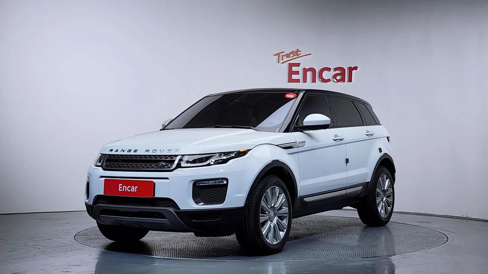 Land Rover Range Rover Evoque 2.0 TD4 HSE 2017 — photo 1 sur 20