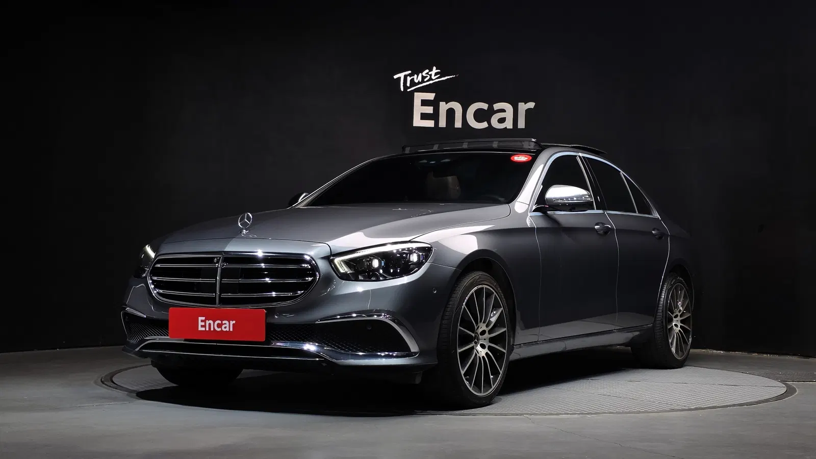 Mercedes-Benz Classe E E450 4MATIC Exclusive (W213) 2021 — photo 1 sur 20