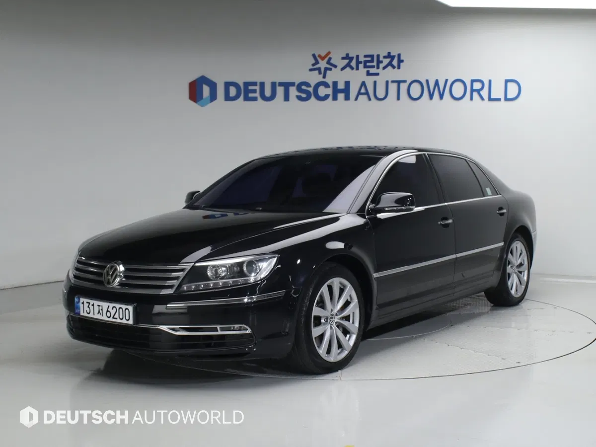 Volkswagen Phaeton V8 4.2 LWB 2013 — photo 1 sur 26