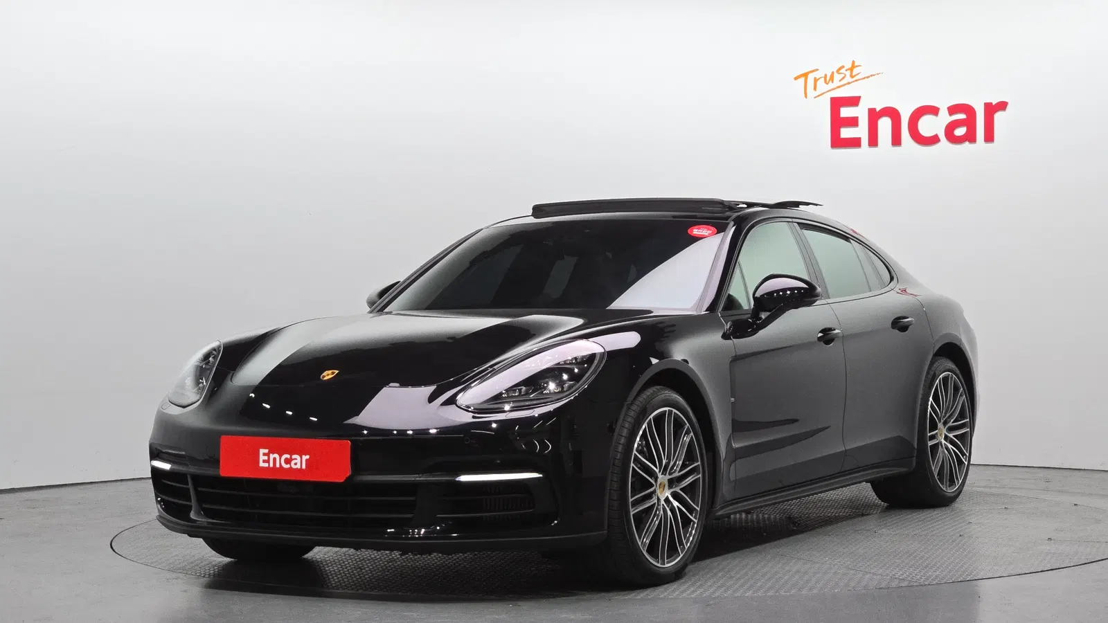 Porsche Panamera (971) 2.9 4S 2018 — photo 1 sur 20