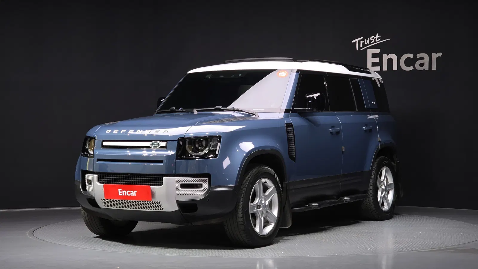 Land Rover Defender (L663) 110 D250 SE 2022 — photo 1 sur 20